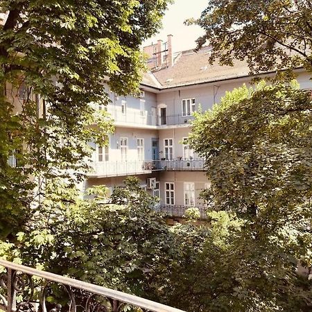 Chestnut Home - A Charming And Warm Feel Place Budapesta Exterior foto